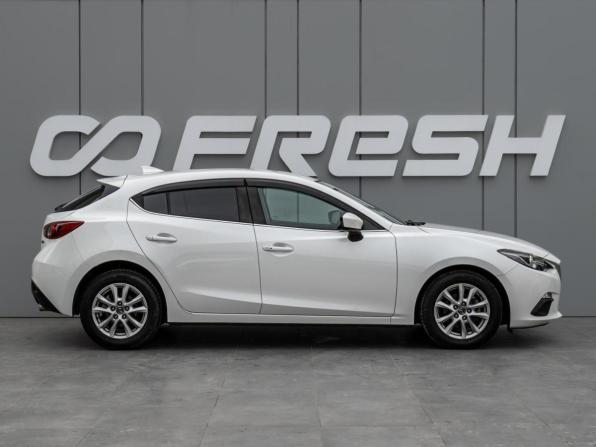 Mazda Axela III Рестайлинг с пробегом 2016 года, цена 1 400 000 рублей, 62328 км, хэтчбек, Автокод Объявления