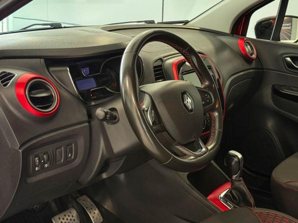 Renault Kaptur I с пробегом 2018 года, цена 1 157 000 рублей, 155816 км, внедорожник, Автокод Объявления