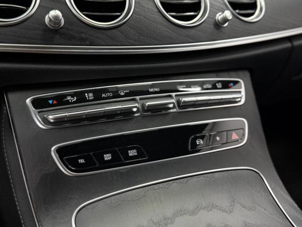 Mercedes-Benz E-Класс V (W213 S213 C238) Рестайлинг с пробегом 2021 года, цена 4 500 000 рублей, 75642 км, седан, Автокод Объявления