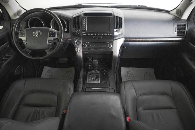 Toyota Land Cruiser 200 Series с пробегом 2009 года, цена 3 449 000 рублей, 318000 км, внедорожник, Автокод Объявления
