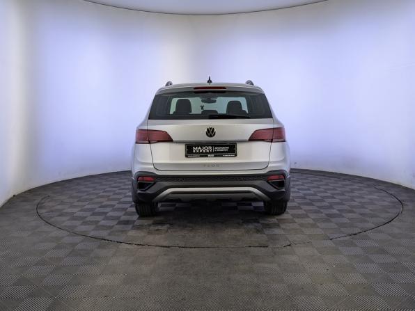 Volkswagen Taos I с пробегом 2021 года, цена 2 290 000 рублей, 76840 км, внедорожник, Автокод Объявления