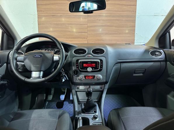 Ford Focus II Рестайлинг с пробегом 2010 года, цена 649 000 рублей, 176000 км, хэтчбек, Автокод Объявления