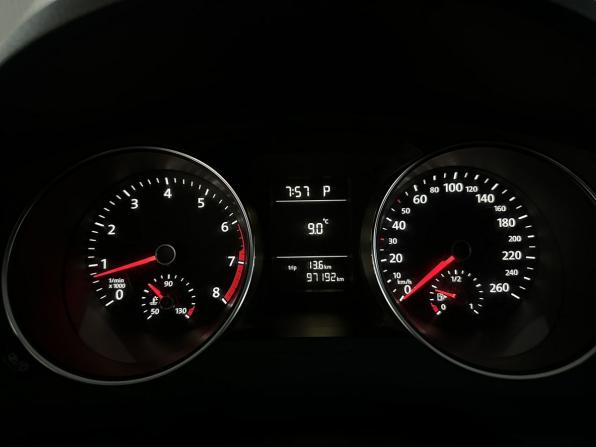 Volkswagen Jetta VI с пробегом 2015 года, цена 999 000 рублей, 97189 км, седан, Автокод Объявления