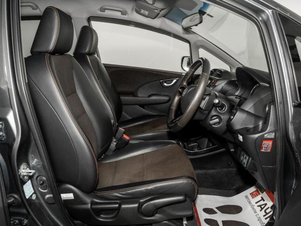 Honda Fit Shuttle I Рестайлинг с пробегом 2014 года, цена 1 049 500 рублей, 115163 км, универсал, Автокод Объявления