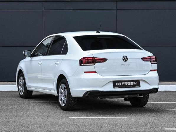Volkswagen Polo VI с пробегом 2022 года, цена 1 699 000 рублей, 45087 км, лифтбек, Автокод Объявления