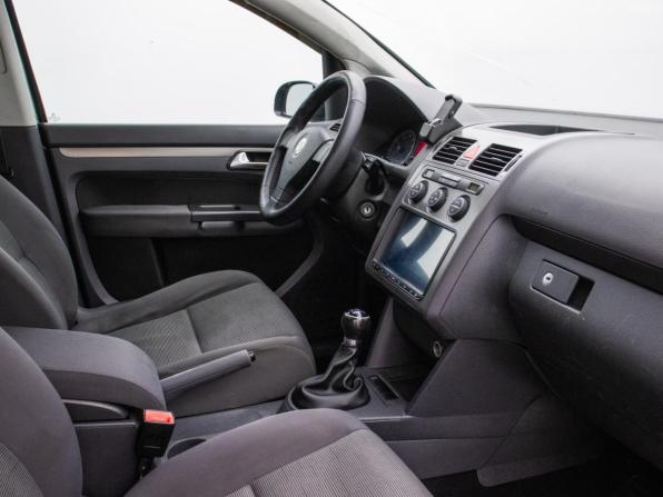 Volkswagen Touran I Рестайлинг с пробегом 2008 года, цена 570 000 рублей, 266123 км, компактвэн, Автокод Объявления