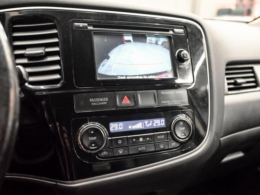 Mitsubishi Outlander III Рестайлинг Екатеринбург  - изображение 16