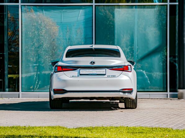 Lexus ES VII с пробегом 2021 года, цена 3 450 000 рублей, 263663 км, седан, Автокод Объявления