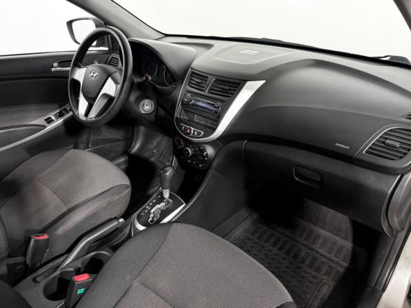 Hyundai Solaris I с пробегом 2011 года, цена 635 000 рублей, 197462 км, седан, Автокод Объявления