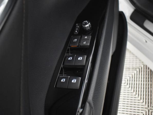 Toyota Camry VIII (XV70) с пробегом 2019 года, цена 2 489 000 рублей, 140906 км, седан, Автокод Объявления
