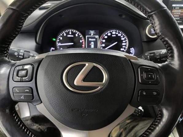 Lexus NX I с пробегом 2015 года, цена 2 350 000 рублей, 196253 км, внедорожник, Автокод Объявления