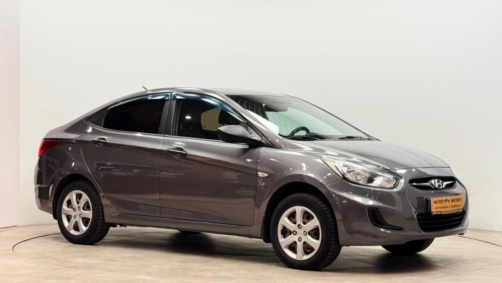 Hyundai Solaris I Киров  - изображение 6