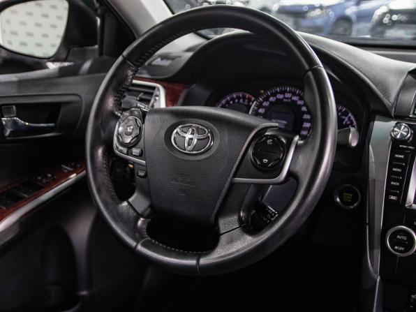 Toyota Camry VII (XV50) с пробегом 2013 года, цена 1 420 000 рублей, 293901 км, седан, Автокод Объявления