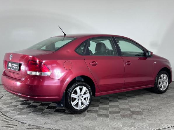 Volkswagen Polo V с пробегом 2013 года, цена 750 000 рублей, 167300 км, седан, Автокод Объявления