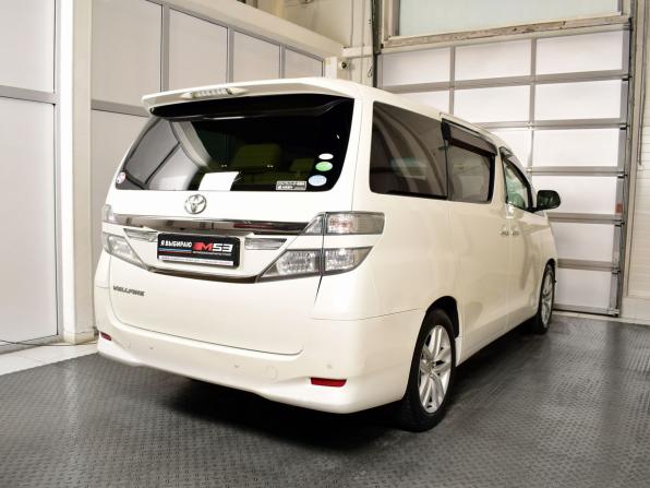 Toyota Vellfire I с пробегом 2014 года, цена 2 325 995 рублей, 133502 км, минивэн, Автокод Объявления