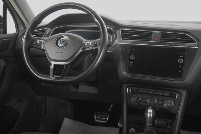 Volkswagen Tiguan II с пробегом 2019 года, цена 2 699 000 рублей, 169000 км, внедорожник, Автокод Объявления
