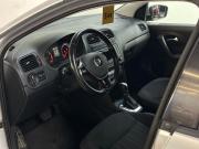 Volkswagen Polo V Рестайлинг Санкт-Петербург  - изображение 22