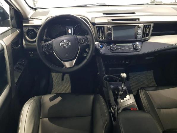 Toyota RAV4 IV (XA40) Рестайлинг с пробегом 2018 года, цена 2 029 000 рублей, 196089 км, внедорожник, Автокод Объявления