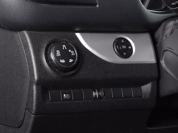 Peugeot Traveller I с пробегом 2018 года, цена 3 494 995 рублей, 73330 км, минивэн, Автокод Объявления