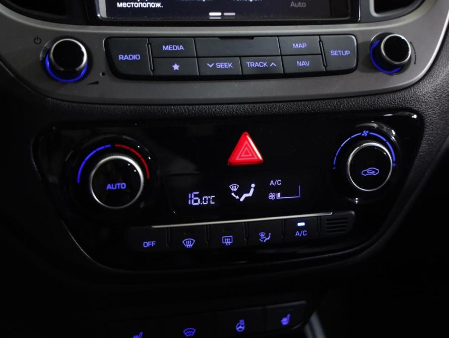 Hyundai Solaris II Санкт-Петербург  - изображение 16