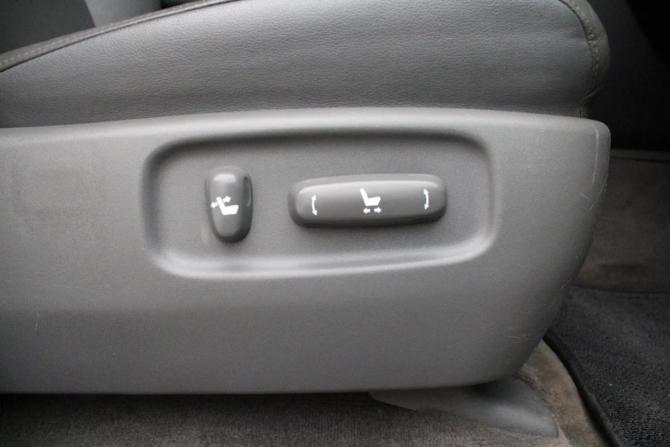 Toyota Land Cruiser 200 Series с пробегом 2008 года, цена 1 899 000 рублей, 487000 км, внедорожник, Автокод Объявления