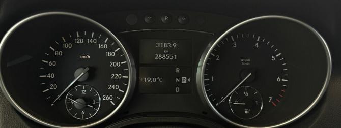 Mercedes-Benz M-Класс II (W164) Рестайлинг с пробегом 2009 года, цена 1 120 000 рублей, 288551 км, внедорожник, Автокод Объявления