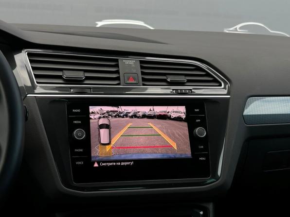 Volkswagen Tiguan II Рестайлинг с пробегом 2021 года, цена 3 632 400 рублей, 22362 км, внедорожник, Автокод Объявления