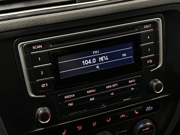 Volkswagen Jetta VI Рестайлинг с пробегом 2015 года, цена 1 098 000 рублей, 162624 км, седан, Автокод Объявления