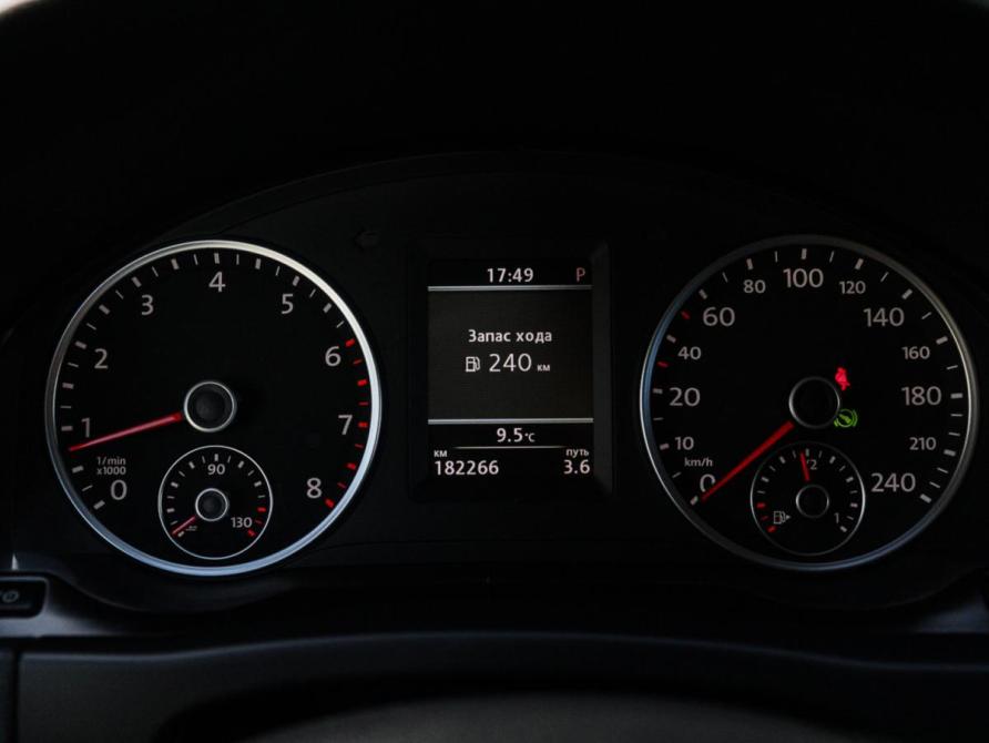 Volkswagen Tiguan I Рестайлинг Москва  - изображение 19