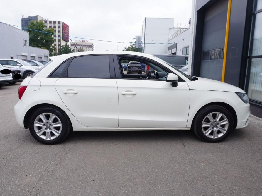 Audi A1 I (8X) Москва  - изображение 4