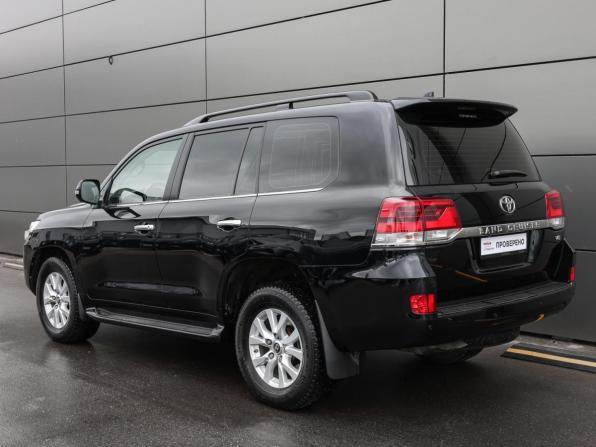 Toyota Land Cruiser 200 Series Рестайлинг 2 с пробегом 2018 года, цена 6 650 000 рублей, 162091 км, внедорожник, Автокод Объявления