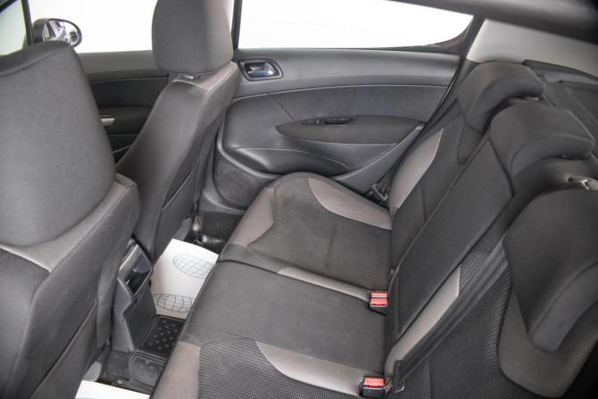 Peugeot 308 I Рестайлинг с пробегом 2012 года, цена 649 000 рублей, 228000 км, хэтчбек, Автокод Объявления