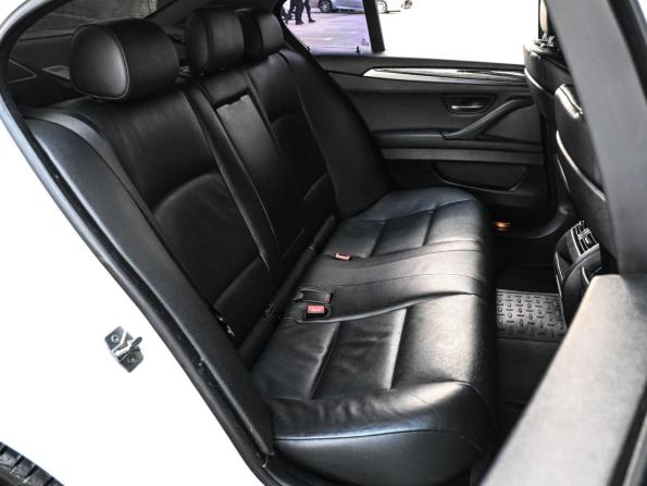 BMW 5 серии VI (F10/F11/F07) с пробегом 2010 года, цена 1 589 000 рублей, 273232 км, седан, Автокод Объявления