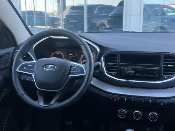 Lada (ВАЗ) Vesta I Рестайлинг (NG) с пробегом 2023 года, цена 1 099 000 рублей, 59000 км, седан, Автокод Объявления