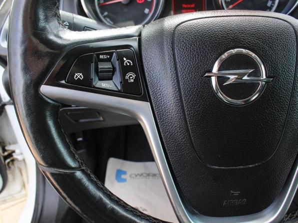 Opel Astra J Рестайлинг с пробегом 2013 года, цена 718 000 рублей, 202454 км, седан, Автокод Объявления