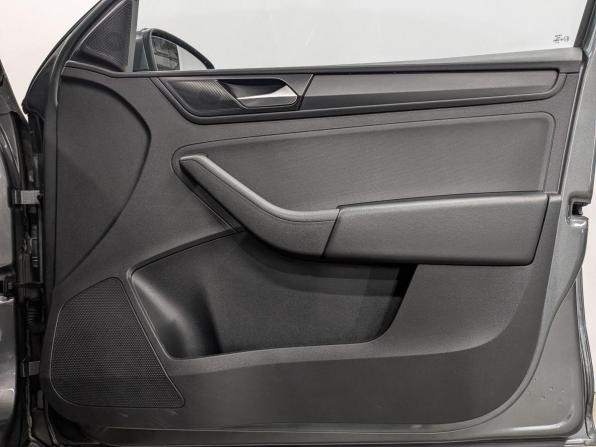 Volkswagen Polo VI с пробегом 2020 года, цена 1 300 000 рублей, 108210 км, лифтбек, Автокод Объявления