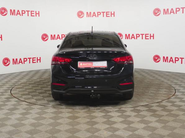 Hyundai Solaris II с пробегом 2018 года, цена 1 151 000 рублей, 165853 км, седан, Автокод Объявления