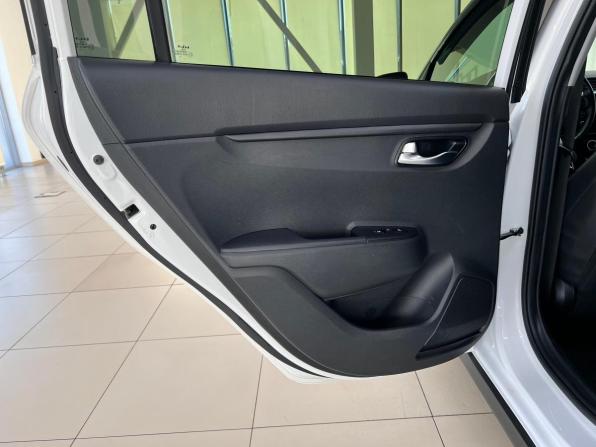 Kia Rio IV Рестайлинг с пробегом 2022 года, цена 1 749 000 рублей, 95439 км, хэтчбек, Автокод Объявления