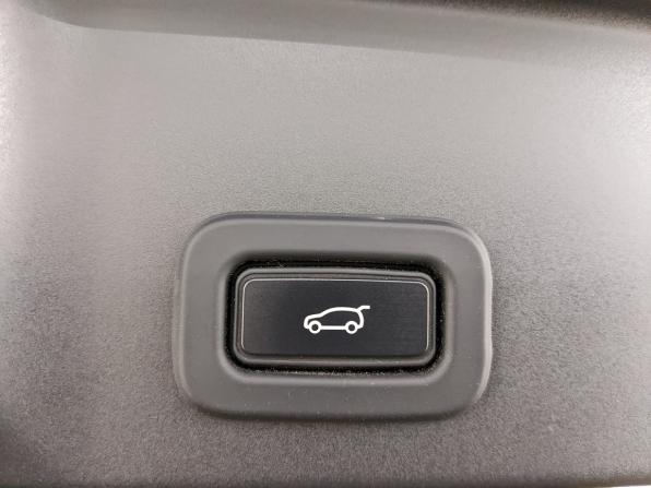 Land Rover Range Rover Evoque II с пробегом 2020 года, цена 3 650 000 рублей, 75400 км, внедорожник, Автокод Объявления