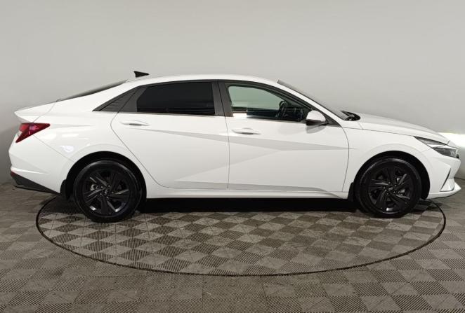 Hyundai Elantra VII (CN7) с пробегом 2021 года, цена 2 120 000 рублей, 31046 км, седан, Автокод Объявления