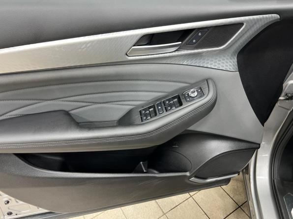 Haval F7x I Рестайлинг с пробегом 2023 года, цена 2 280 000 рублей, 41859 км, внедорожник, Автокод Объявления