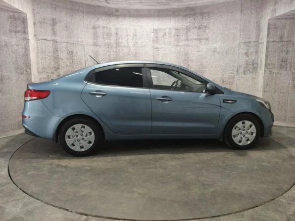 Kia Rio III Рестайлинг с пробегом 2015 года, цена 939 000 рублей, 182140 км, седан, Автокод Объявления