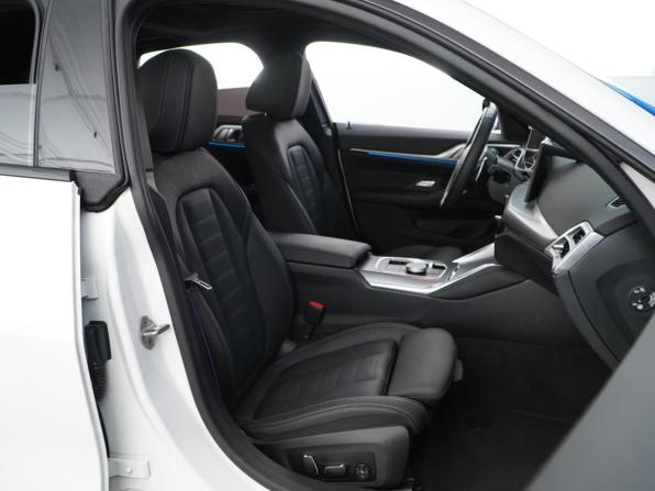 BMW 4 серии G22 G23 G26 Рестайлинг с пробегом 2025 года, цена 6 399 046 рублей, 6184 км, лифтбек, Автокод Объявления