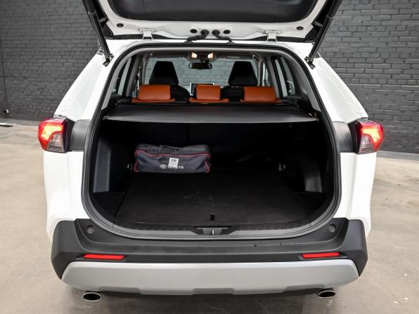 Toyota RAV4 V (XA50) с пробегом 2020 года, цена 3 440 000 рублей, 74362 км, внедорожник, Автокод Объявления