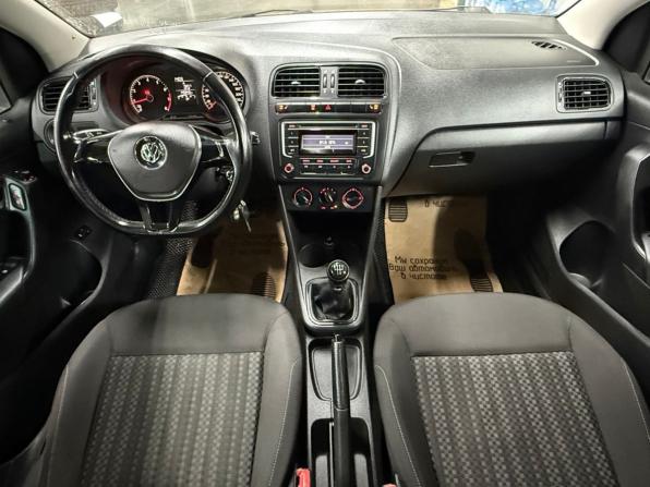 Volkswagen Polo V Рестайлинг с пробегом 2015 года, цена 829 000 рублей, 145896 км, седан, Автокод Объявления