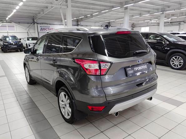 Ford Kuga II Рестайлинг с пробегом 2019 года, цена 1 695 000 рублей, 160000 км, внедорожник, Автокод Объявления