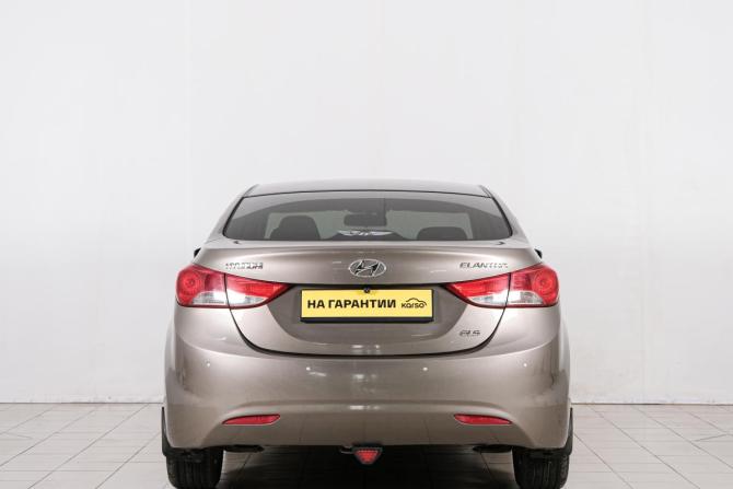 Hyundai Elantra V (MD) с пробегом 2012 года, цена 1 019 000 рублей, 207458 км, седан, Автокод Объявления