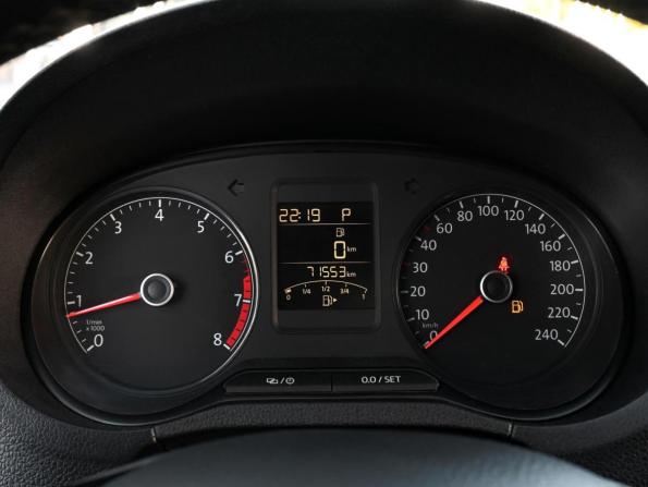 Volkswagen Polo V Рестайлинг с пробегом 2020 года, цена 1 409 000 рублей, 71553 км, седан, Автокод Объявления