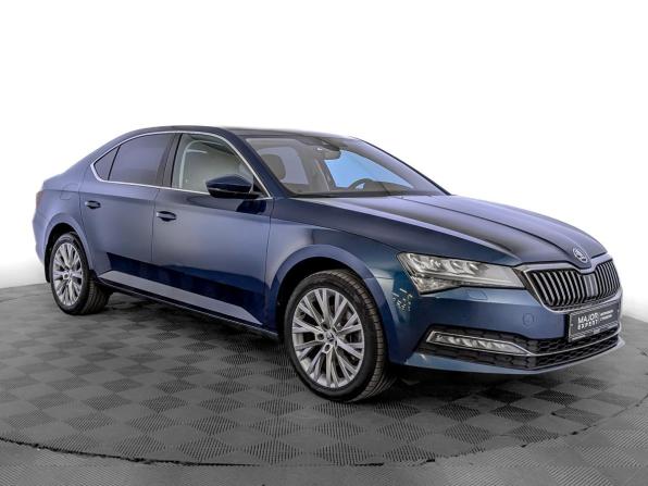 Skoda Superb III Рестайлинг с пробегом 2022 года, цена 3 200 000 рублей, 74618 км, лифтбек, Автокод Объявления