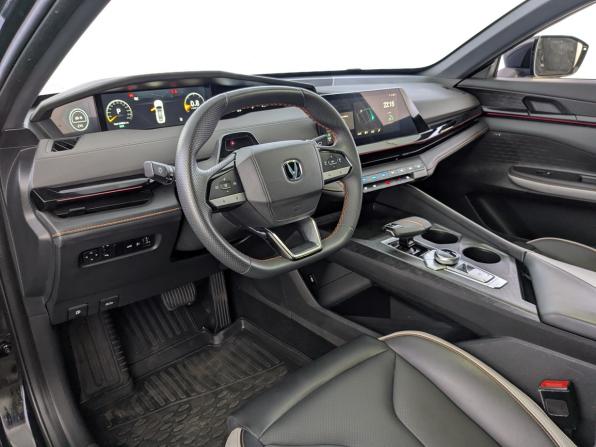 Changan UNI-V I с пробегом 2023 года, цена 2 100 000 рублей, 64004 км, лифтбек, Автокод Объявления